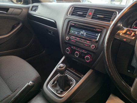 2011 Volkswagen Jetta - photo 9
