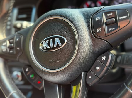 2018 Kia Carens - photo 12