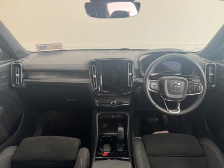 2023 Volvo XC40 - photo 16