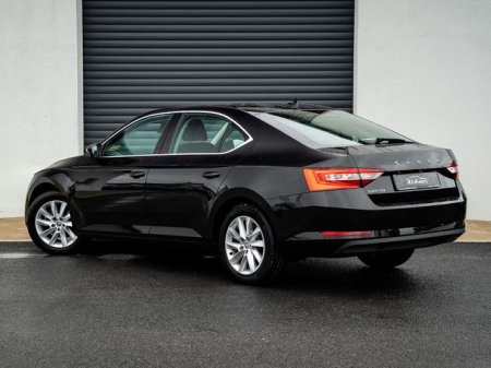 2022 Skoda Superb - photo 13