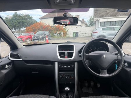 2012 Peugeot 207 - photo 14