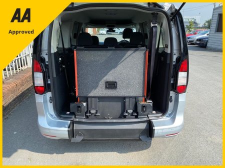 2023 Ford Tourneo Connect - photo 13