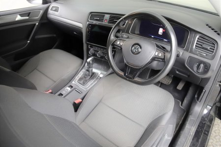 2018 Volkswagen Golf - photo 13