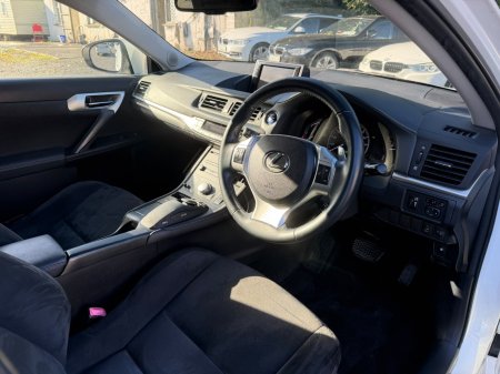 2011 Lexus CT - photo 13