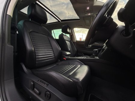 2018 Volkswagen Passat - photo 16