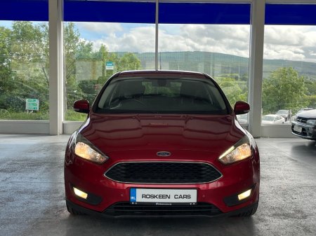 2015 Ford Focus - photo 2