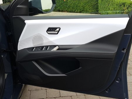 2026 BMW iX3 - photo 21
