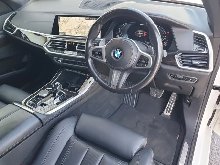 2021 BMW X5 - photo 6
