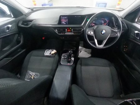 2022 BMW 1-Series - photo 5