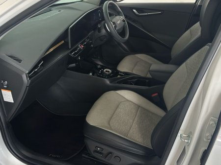 2024 Kia Niro - photo 10