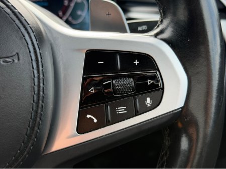 2023 BMW 5-Series - photo 22