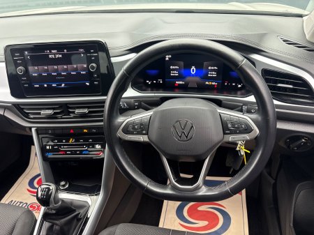 2022 Volkswagen T-Roc - photo 14