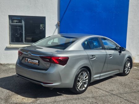 2016 Toyota Avensis - photo 4