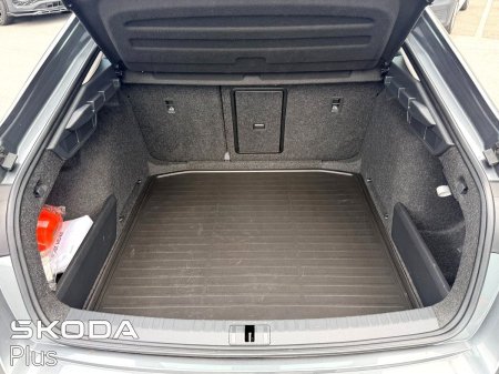 2025 Skoda Octavia - photo 9