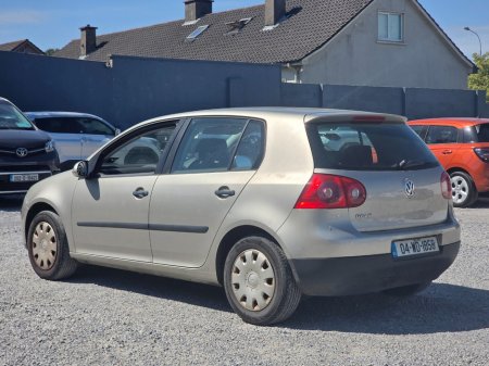 2004 Volkswagen Golf - photo 5
