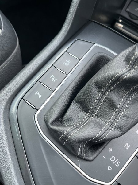 2017 Volkswagen Tiguan - photo 23