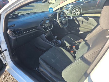 2020 Ford Fiesta - photo 15