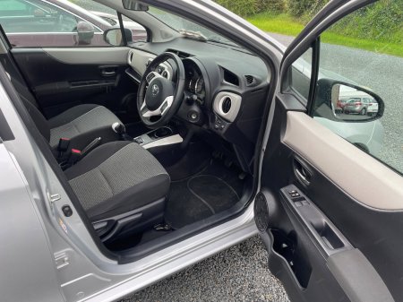 2014 Toyota Yaris - photo 12