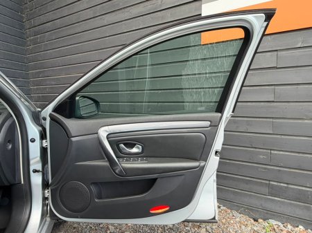 2010 Renault Laguna - photo 16