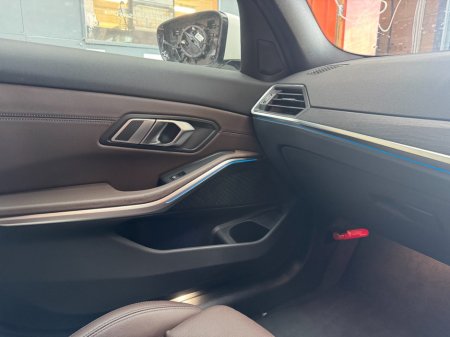 2022 BMW 3-Series - photo 16