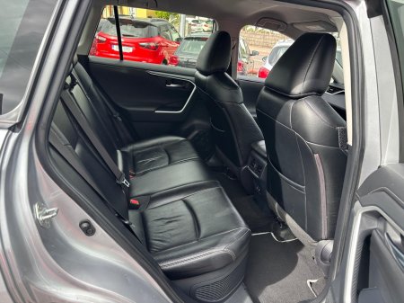 2019 Toyota RAV4 - photo 7