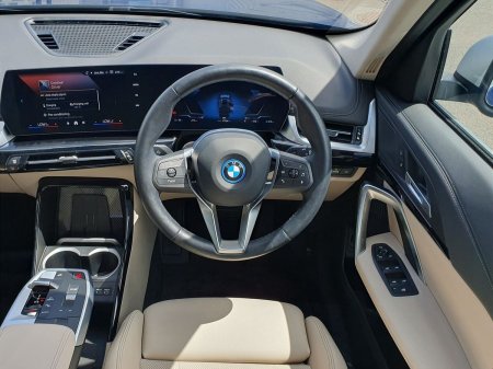 2024 BMW iX1 - photo 5