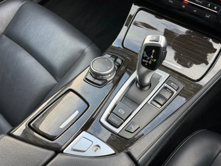 2015 BMW 5-Series - photo 26