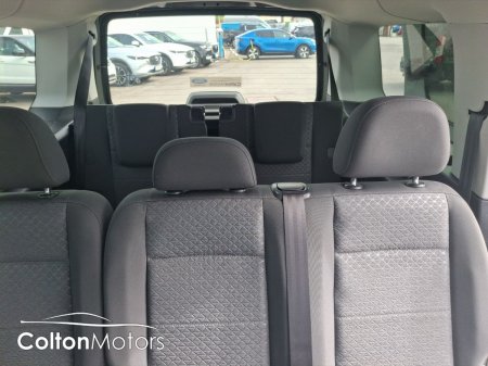 2025 Ford Tourneo Connect - photo 17