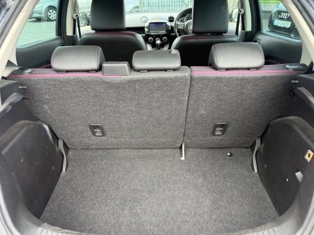2014 Mazda Demio - photo 13