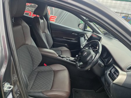 2019 Toyota C-HR - photo 8
