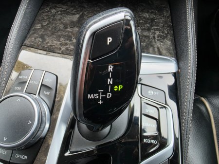 2017 BMW 5-Series - photo 34