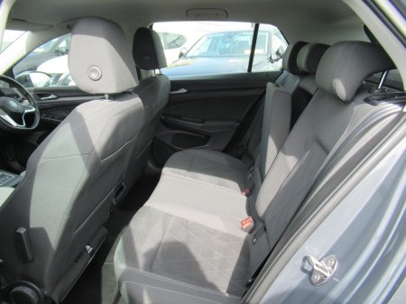2022 Volkswagen Golf - photo 7