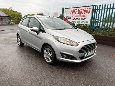 2015 Ford Fiesta - photo 2