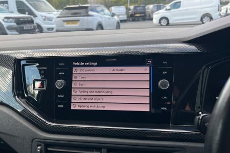 2025 Volkswagen Polo - photo 31