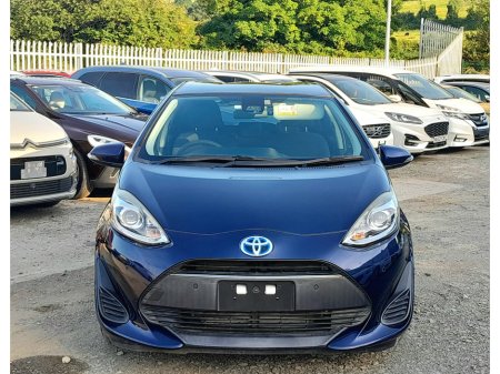 2018 Toyota Aqua - photo 2