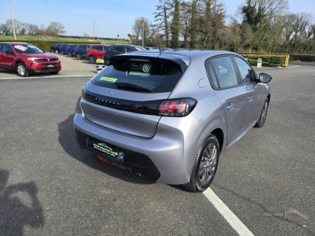 2022 Peugeot 208 - photo 4