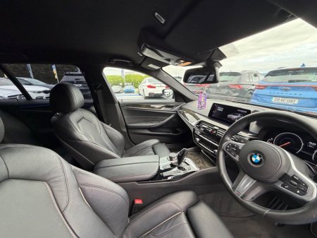 2020 BMW 5-Series - photo 14
