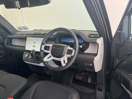 2026 Land Rover Defender - photo 11
