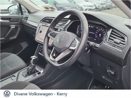 2024 Volkswagen Tiguan Allspace - photo 2
