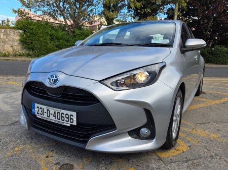 2023 Toyota Yaris - photo 3