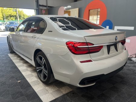 2017 BMW 7-Series - photo 5