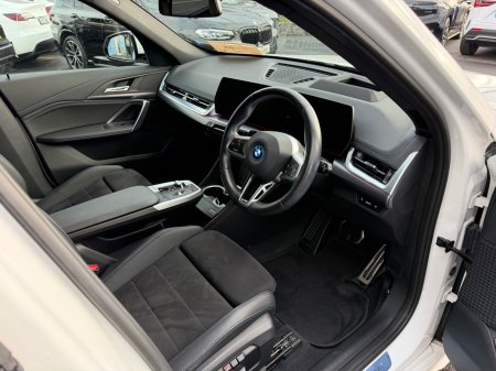 2023 BMW iX1 - photo 2