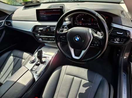 2020 BMW 5-Series - photo 14