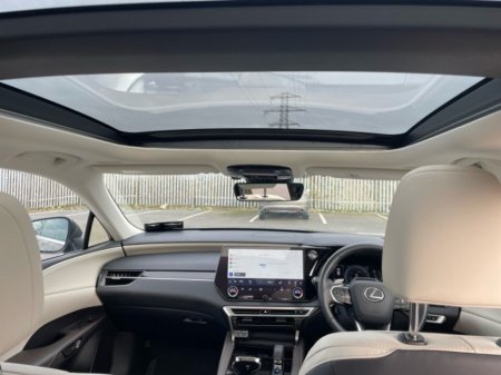 2025 Lexus RX450H+ - photo 14