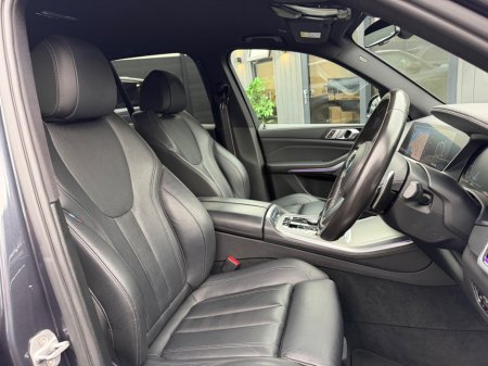 2020 BMW X5 - photo 19