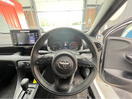 2021 Toyota Yaris - photo 7