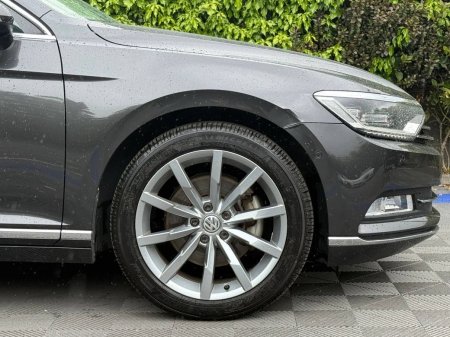 2019 Volkswagen Passat - photo 9