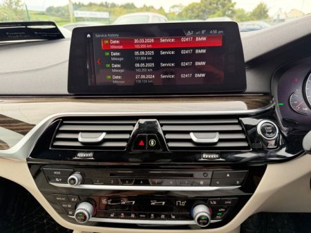 2018 BMW 5-Series - photo 14