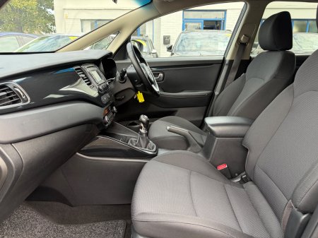 2016 Kia Carens - photo 4
