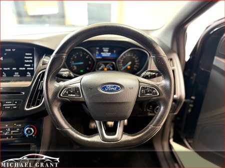2018 Ford Focus - photo 20